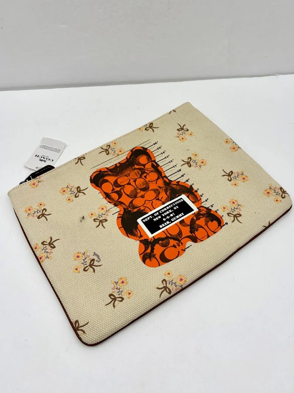 Coach Large Wristlet 30 With Vandal Gummy